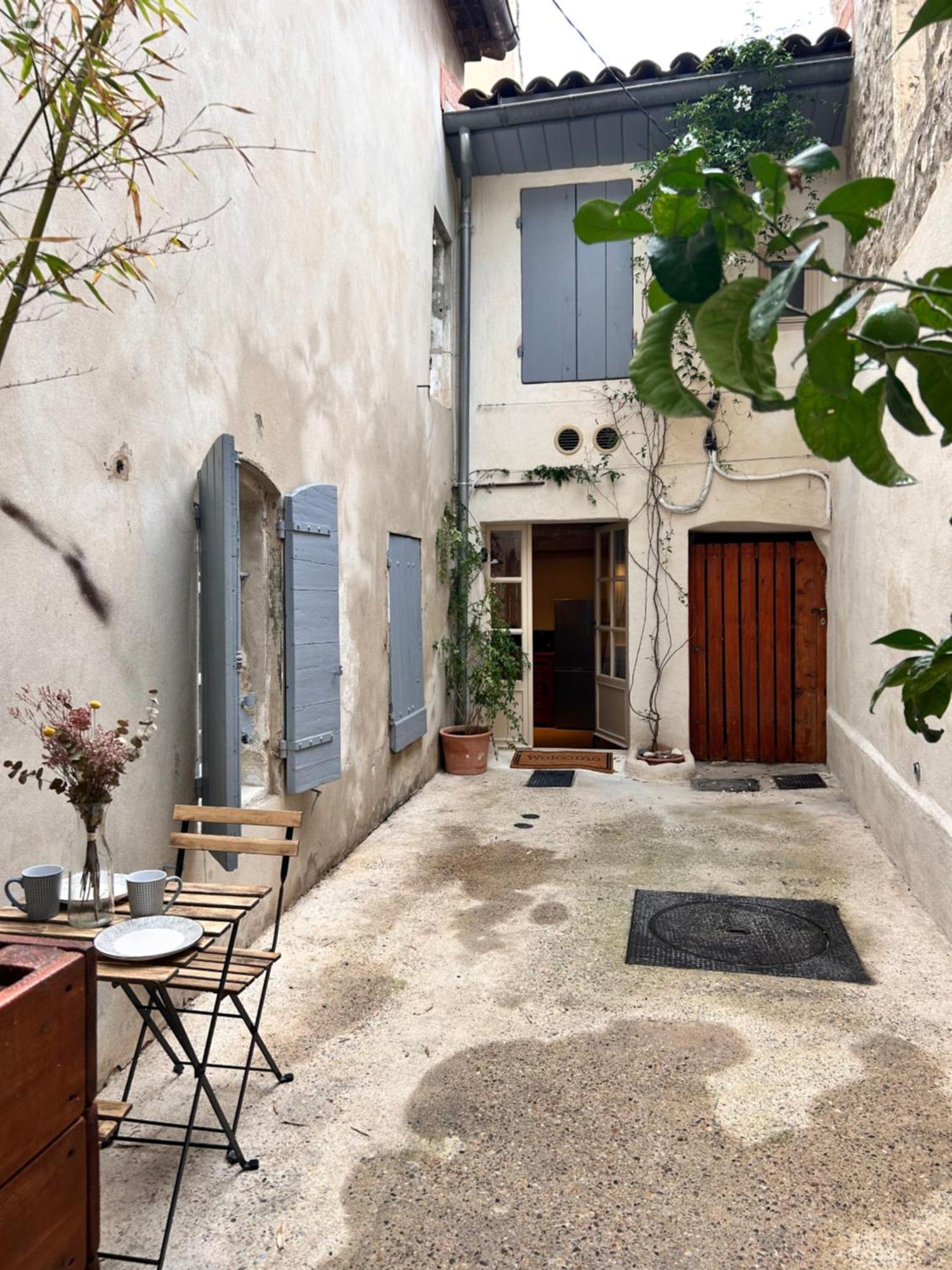 Duplex Centre Historique Arles Apartment Luaran gambar